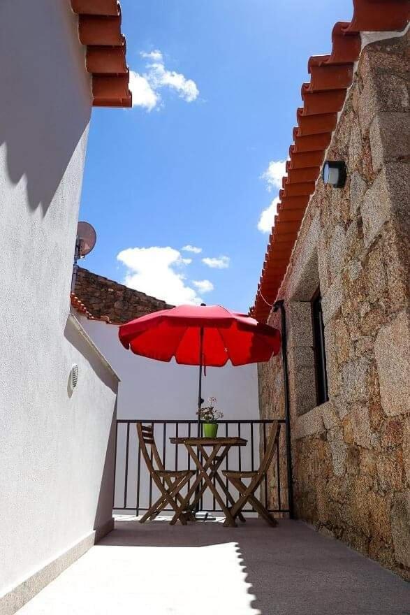 Casas Do Torreao 3 Casas De Alojamento Local Alfaiates Bagian luar foto